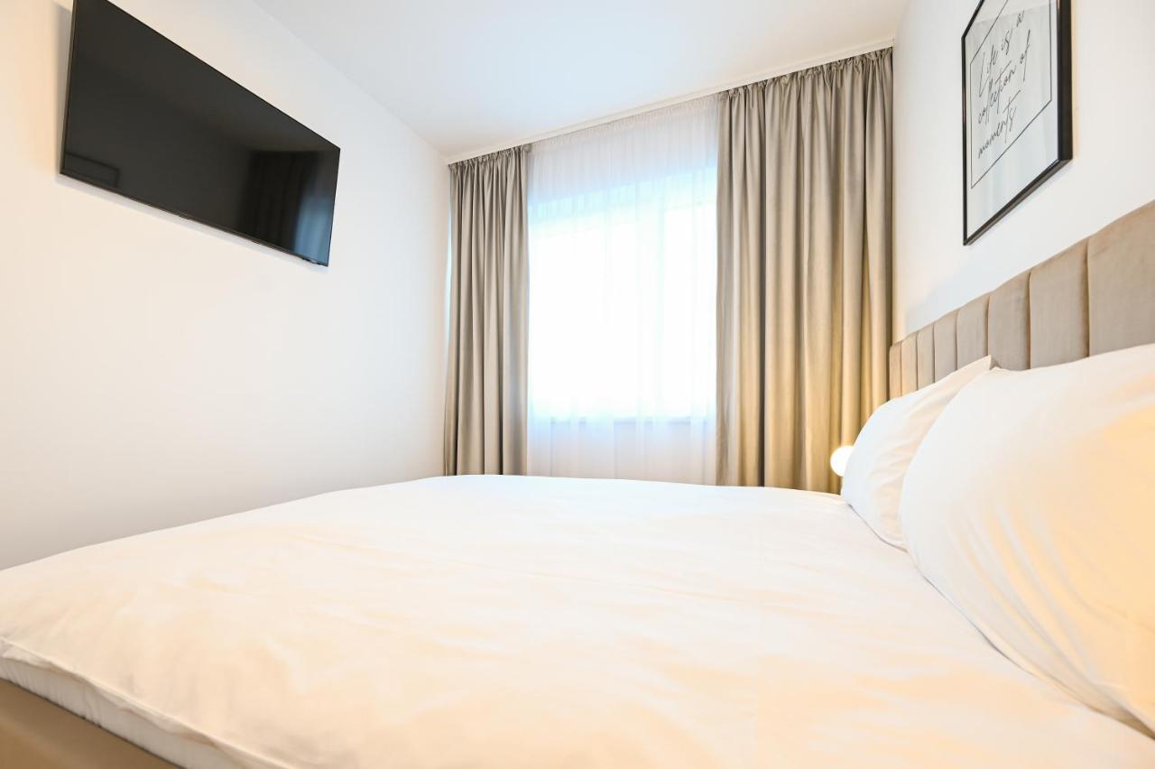 Km Flats Apartman Nagyvárad Kültér fotó